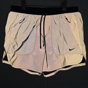 Nike Dri-Fit ADV Men’s Size M 4” 2-in-1 Reflective Running Division Shorts